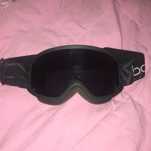 bolle ski goggles (black)